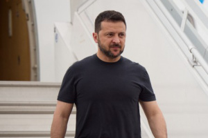 Zelensky arrives in Canada to attend G7 summit
