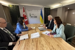 FM Sybiha discusses tougher sanctions on Russia with Canadian counterpart 