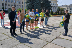 From The Hague to Kyiv: Participants of fundraising run welcomed in Zhytomyr