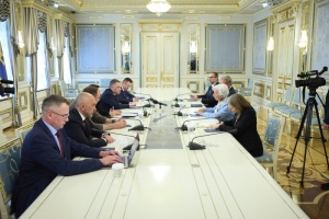 Zelensky trata con Lagarde las posibilidades de usar los activos rusos congelados