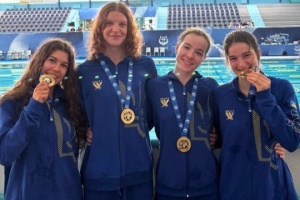 Українки виграли три «золота» на старті юніорського ЧС з підводного спорту