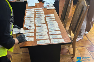 Керівниця коледжу з Буковини «погоріла» на хабарях від ухилянтів