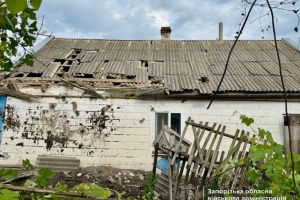 Russians launch 343 strikes on Zaporizhzhia region in 24 hours, woman injured