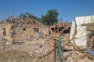 Invaders shell Ochakiv, wound two children and woman