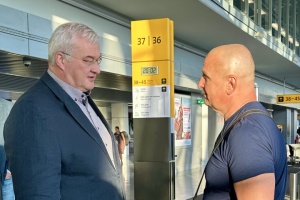 Сибіга зустрівся зі звільненим журналістом Єсипенком