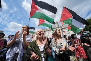 У Британії заборонили групі Palestine Action протестувати біля парламенту