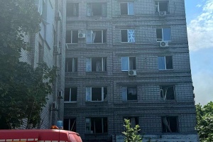 Rocket attack on Dnipro: one dead, schools, kindergartens, hospitals damaged