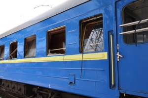 У Запоріжжі до лікарів звернулись десять пасажирів поїзда, пошкодженого ударом РФ