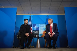 Russian propaganda spreads fake story about Zelensky's suit at Hague summit