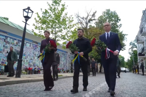 Zelensky, First Lady Zelenska, Duda honor memory of Ukrainian defenders