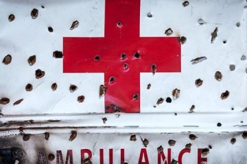 Guerre en Ukraine : Un drone russe frappe une ambulance à Kherson faisant un mort et deux blessés