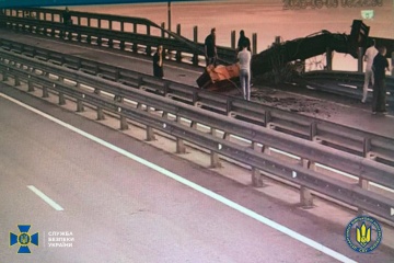 ウクライナ海軍報道官、ケルチ橋支柱爆破作戦の特徴を指摘