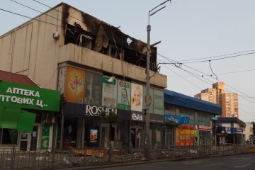 Rosyjski atak na Kijów: liczba rannych wzrasta do sześciu, dwie z nich trafiły do ​​szpitala