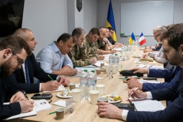 La France et l'Ukraine ont discuté des mécanismes de financement de l'achat d'armes pour les forces de défense