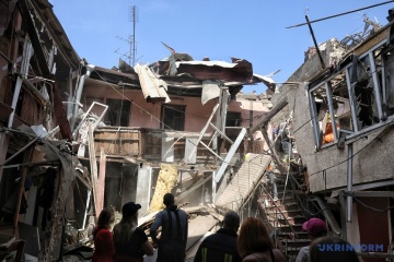 Guerre en Ukraine : Deux morts et trois blessés après une frappe russe sur Odessa 