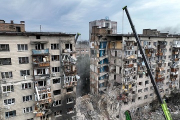 Les corps de cinq personnes retrouvées dans les décombres d'une maison à Kyiv