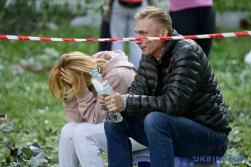 Photo of parents on ruins goes viral as student Dmytro Isaienko confirmed killed in Kyiv attack