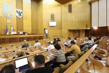 Diputados del Ayuntamiento de Ivano-Frankivsk exigen la prohibición del aborto en Ucrania