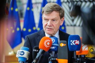 Germany’s Foreign Minister arrives in Kyiv