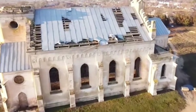 En Crimée occupée, un joyau néogothique du XXe siècle tombe en ruines