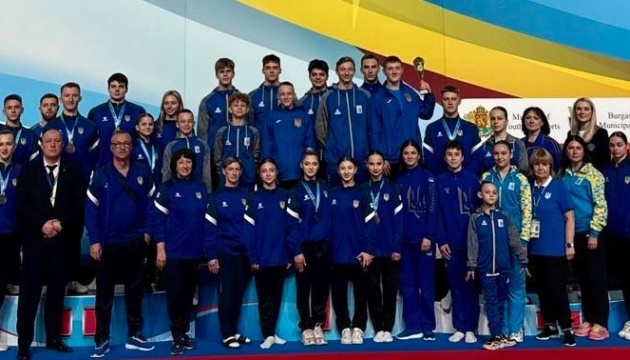 Українці виграли медалі на змаганнях зі спортивної акробатики у Болгарії