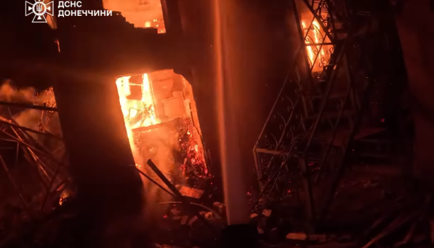 У Костянтинівці ліквідували наслідки російського авіаудару