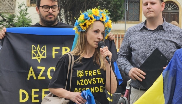 We Wrocławiu odbył się wiec solidarności z ukraińskimi jeńcami wojennymi
We Wrocławiu odbył się wiec solidarności z ukraińskimi jeńcami wojennymi