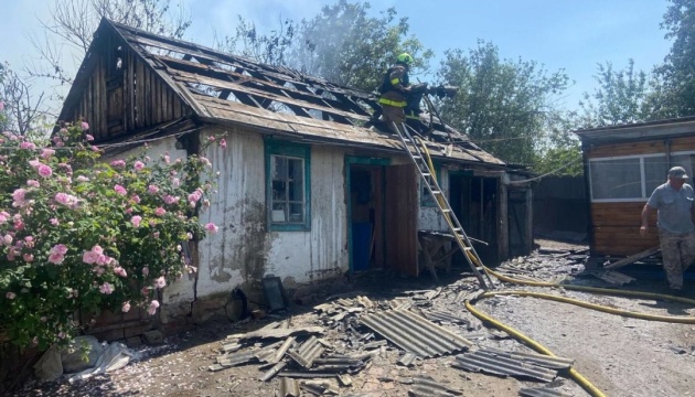 Загарбники обстріляли Чистоводівку на Харківщині, є загиблі та поранені Загарбники обстріляли Чистоводівку на Харківщині, є загиблі та поранені