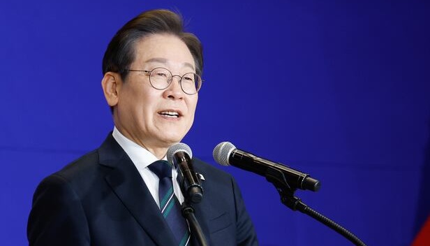 На виборах президента Південної Кореї лідирує опозиціонер Лі Чже Ме - екзитпол