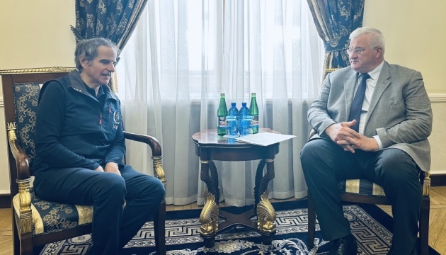 Grossi y Sybiha reafirman la importancia de la presencia del OIEA en la central nuclear de Zaporiyia