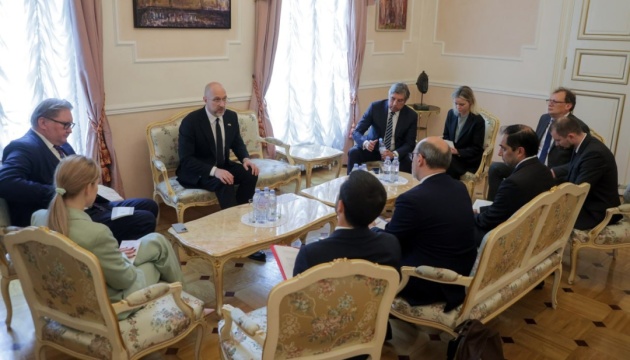 Шмигаль обговорив із гендиректором Французького агентства розвитку відновлення інфраструктури України