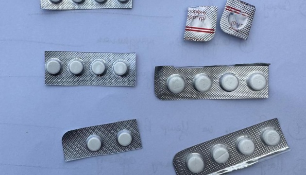 У Рівному викрили працівника СІЗО, якого втягнули у наркобізнес через романтичні стосунки з арештанткою У Рівному викрили працівника СІЗО, якого втягнули у наркобізнес через романтичні стосунки з арештанткою