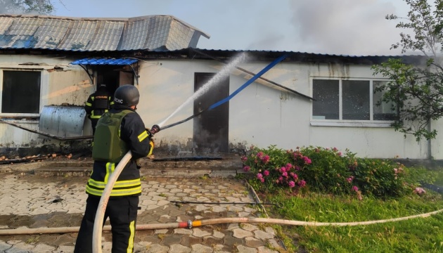 Армія РФ атакувала Марганецьку громаду на Дніпропетровщині дронами та артилерією