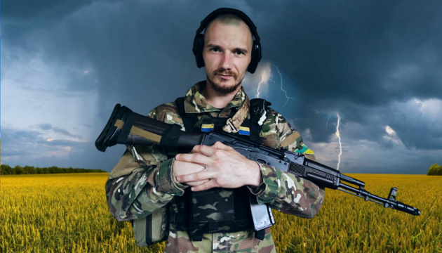 Пам’яті старшого солдата, розвідника Ярослава Степанчука (позивний «Морпіх») Пам’яті старшого солдата, розвідника Ярослава Степанчука (позивний «Морпіх»)