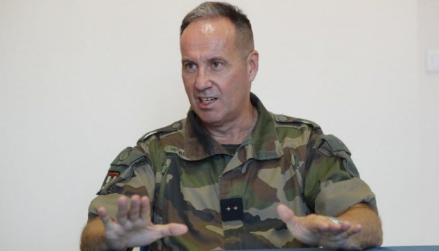 Un cessez-le-feu pourrait être atteint cette année grâce à une aide militaire massive à l’Ukraine – général français