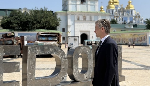Lithuanian FM arrives in Kyiv Lithuanian FM arrives in Kyiv