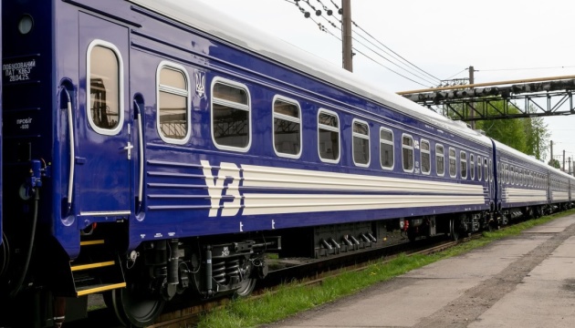Укрзалізниця додала «літні» вагони до деяких поїздів із Києва до Львова Укрзалізниця додала «літні» вагони до деяких поїздів із Києва до Львова