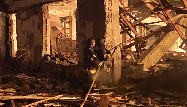 На Одещині внаслідок російської атаки зруйновані складські приміщення На Одещині внаслідок російської атаки зруйновані складські приміщення