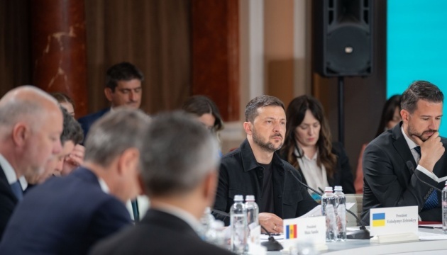 Zełenski na szczycie w Odessie: Rosja jest głównym źródłem zagrożeń dla wszystkich krajów regionu
Zełenski na szczycie w Odessie: Rosja jest głównym źródłem zagrożeń dla wszystkich krajów regionu
