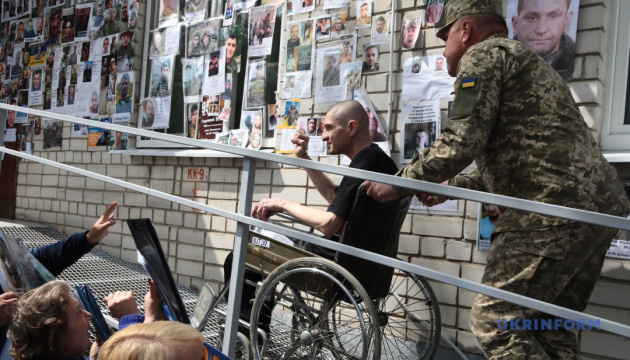 В Україні покращать систему лікування, реабілітації та адаптації колишніх полонених