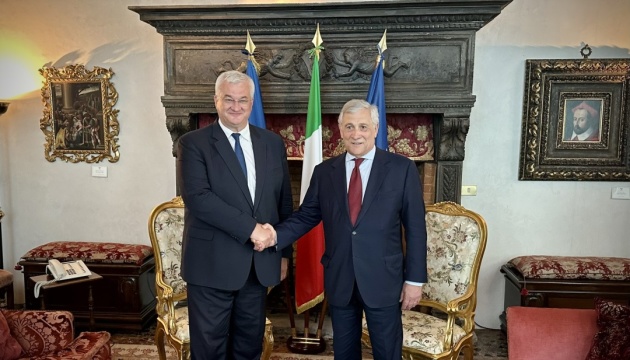 Sybiga trata con Tajani los preparativos para la Conferencia de Recuperación de Ucrania Sybiga trata con Tajani los preparativos para la Conferencia de Recuperación de Ucrania