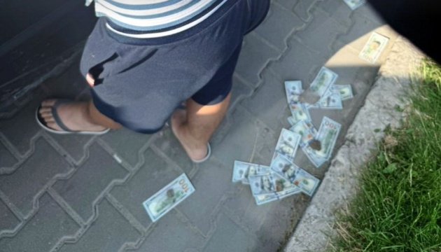 На Тернопільщині депутат організував схему незаконного зняття з військового обліку На Тернопільщині депутат організував схему незаконного зняття з військового обліку