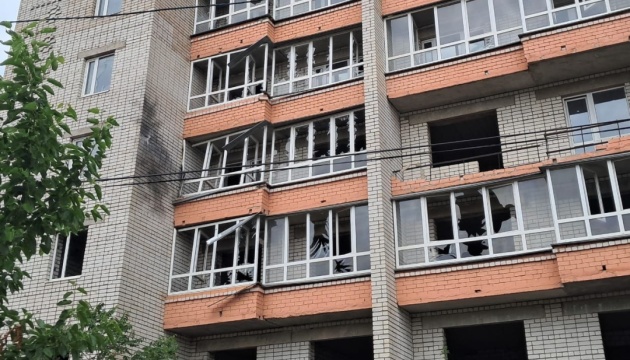 Ворог протягом дня обстрілював Нікопольський район - пошкоджена інфраструктура, будинки та газогін Ворог протягом дня обстрілював Нікопольський район - пошкоджена інфраструктура, будинки та газогін