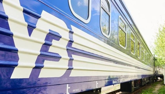 Потяг Херсон - Миколаїв тепер робитиме зупинку в Чеховичах