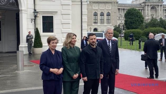 Володимир Зеленський зустрівся з президентом Австрії / Фото: Василь Короткий, Укрінформ