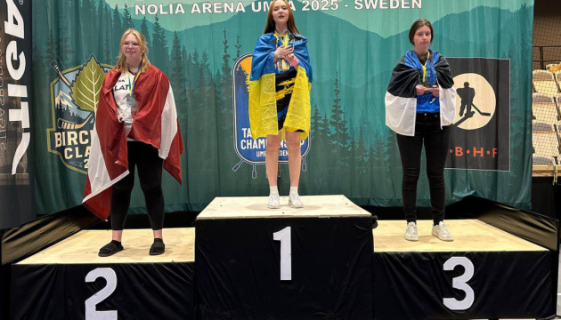 Українка стала чемпіонкою світу з настільного хокею у Швеції Українка стала чемпіонкою світу з настільного хокею у Швеції