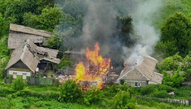 Війська РФ за добу обстріляли 19 населених пунктів Чернігівщини Війська РФ за добу обстріляли 19 населених пунктів Чернігівщини