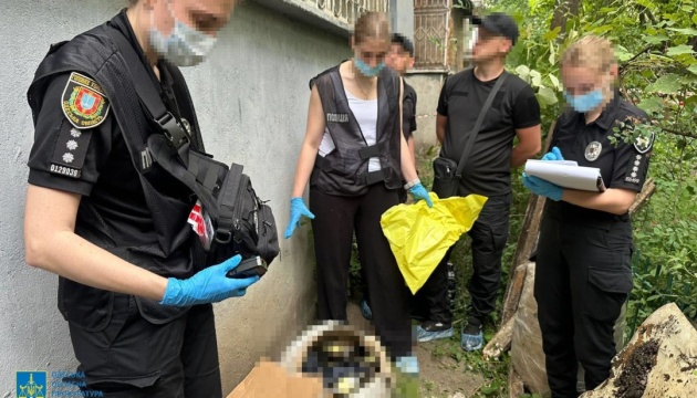 На Одещині знайшли мертвою семирічну дівчинку - поліція розслідує вбивство На Одещині знайшли мертвою семирічну дівчинку - поліція розслідує вбивство