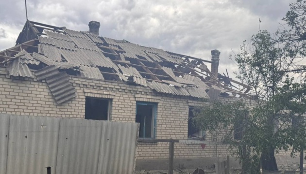 Обстріли Донеччини: у прокуратурі кажуть про шістьох постраждалих Обстріли Донеччини: у прокуратурі кажуть про шістьох постраждалих