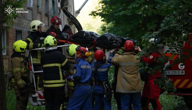 Унаслідок атаки РФ у Києві та області загинули семеро людей, тривають рятувальні роботи - МОЗ Унаслідок атаки РФ у Києві та області загинули семеро людей, тривають рятувальні роботи - МОЗ